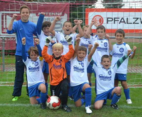 Perfekter Saisonauftakt der F-Jugend am 01.09.2012